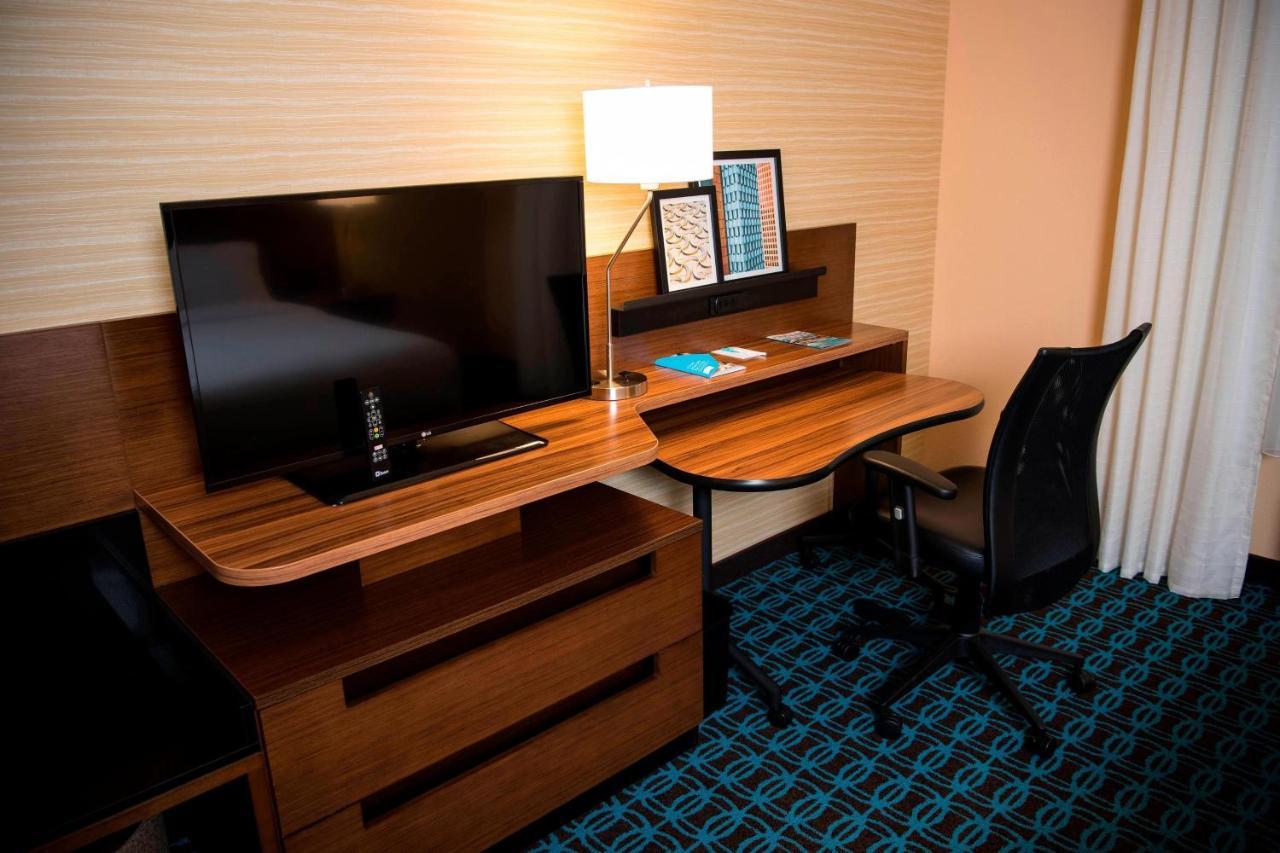 Fairfield Inn & Suites By Marriott Cincinnati Uptown/University Area מראה חיצוני תמונה